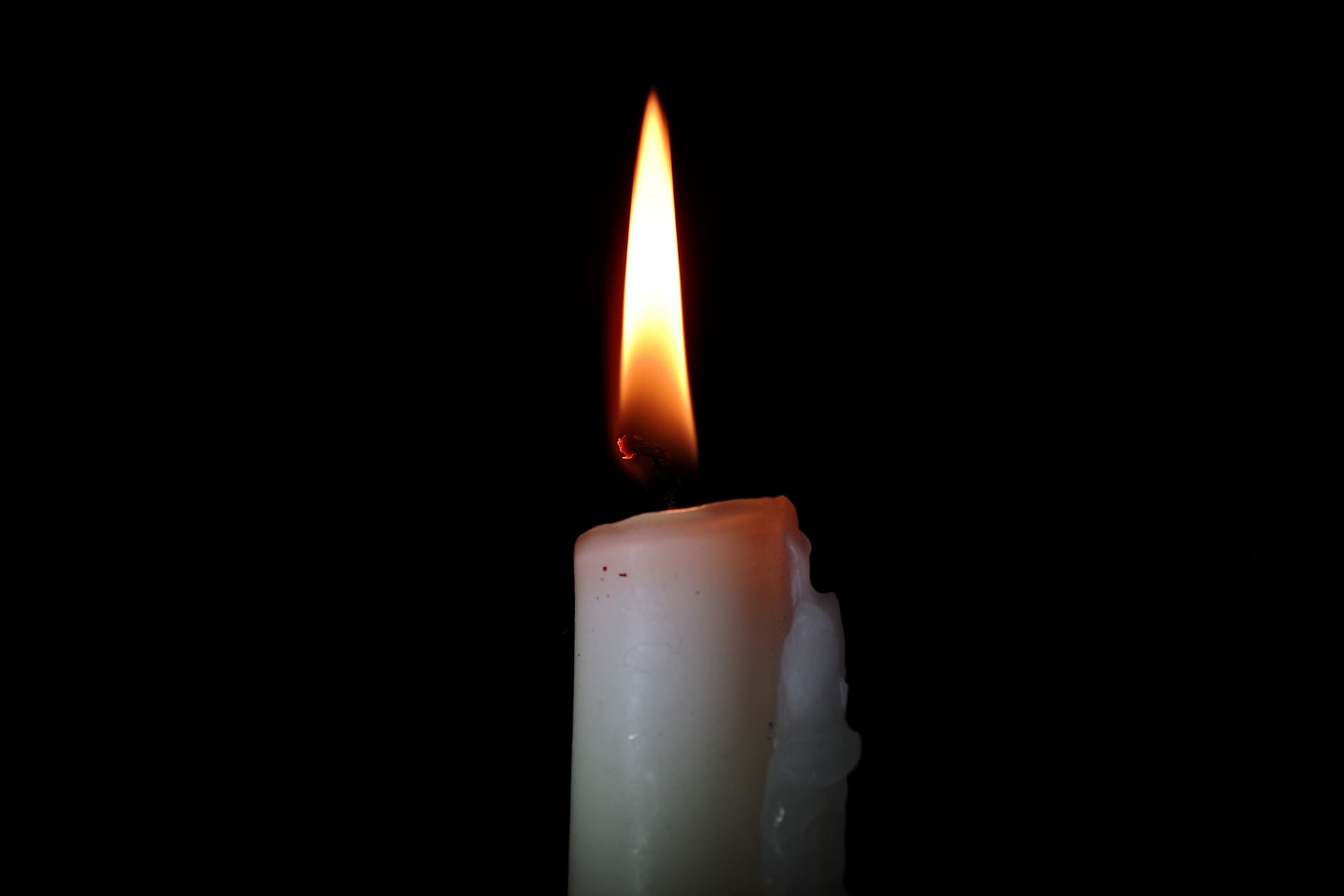 candle-2926789_1920